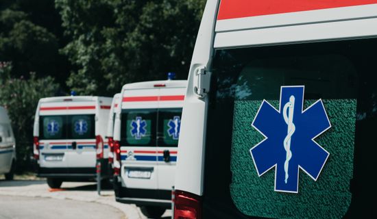 绥宁救护车转运病人过路高速收费吗?